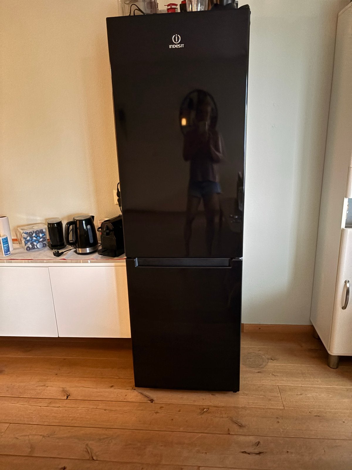 Indesit Koel-vriescombinatie LI8 S2E K - zwart, gebruikt, Ophalen, Gebruikt, 200 liter of meer, 60 cm of meer