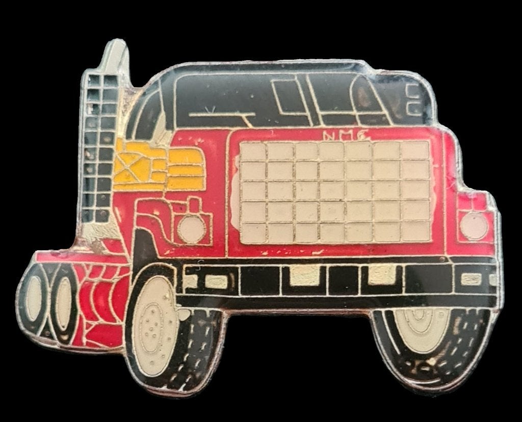 G.M.C. truck pin- rood zwart epoxy, Verzamelen, Verzenden, Nieuw, Transport, Speldje of Pin