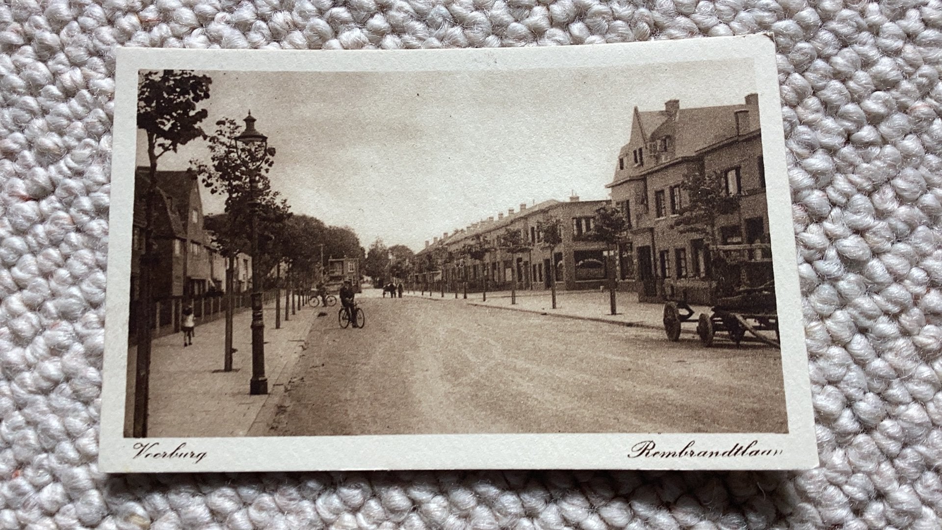 Ansichtkaart Voorburg Rembrandtlaan begin 1900. 982, Verzamelen, Ophalen of Verzenden, Voor 1920, Ongelopen, Zuid-Holland