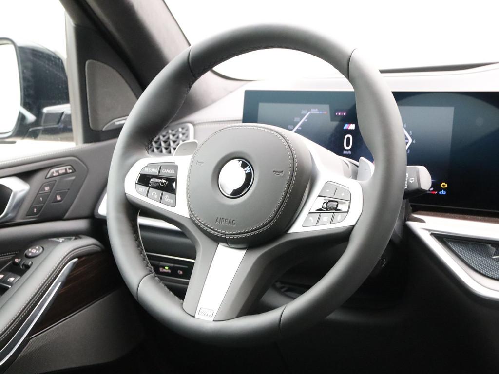 BMW X7 xDrive40i (bj 2026, automaat), Auto's, BMW, Met garantie (alle), Zwart, Vierwielaandrijving, 2998 cc