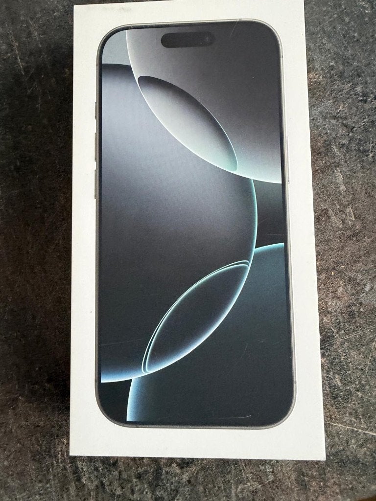 Foto 10 van Apple iPhone 16 Pro