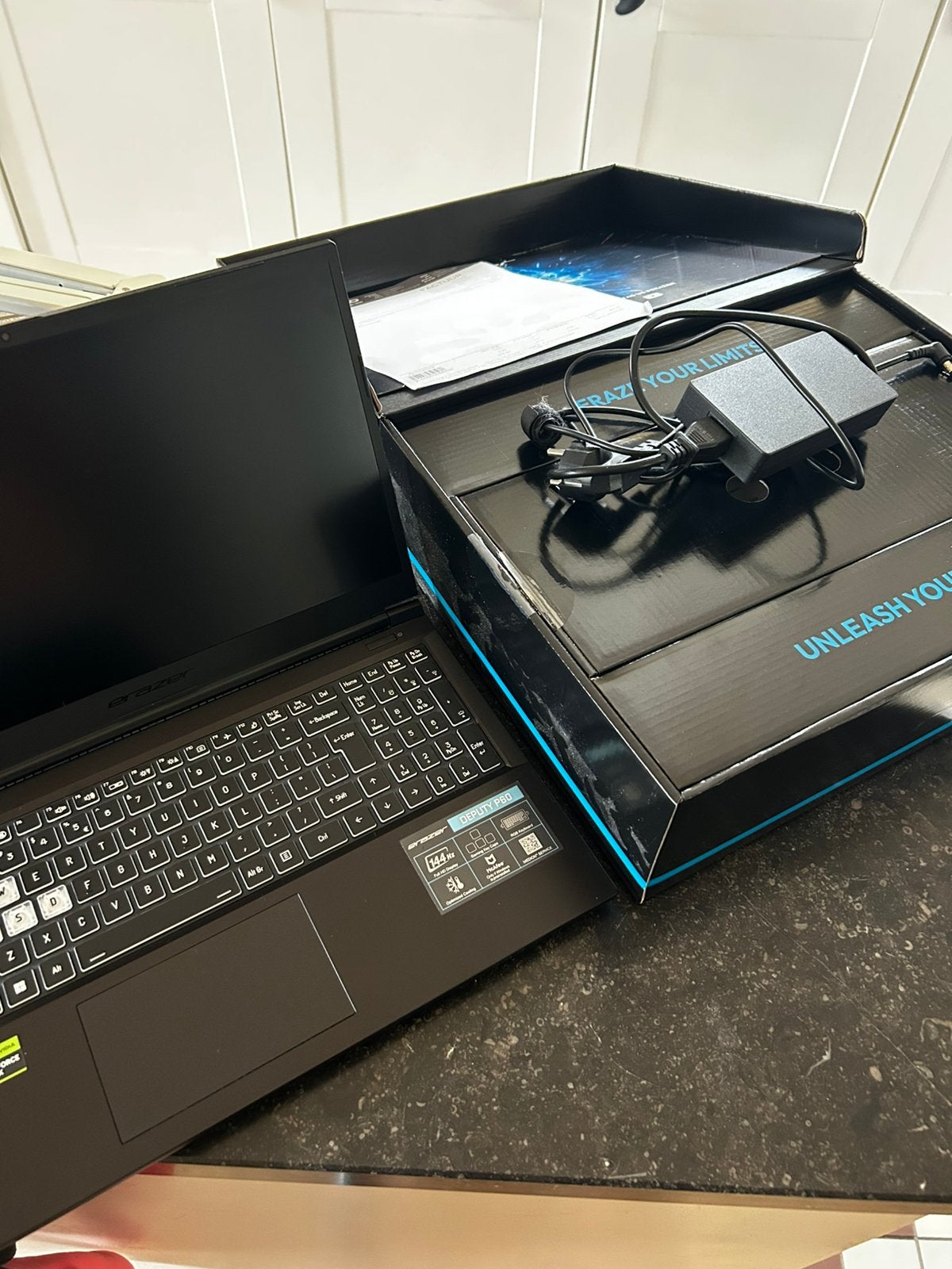 Erazer deputy p60 1TB RTX 4070, Computers en Software, Met videokaart, Intel Core i7-13620H, Nieuw, Ophalen of Verzenden