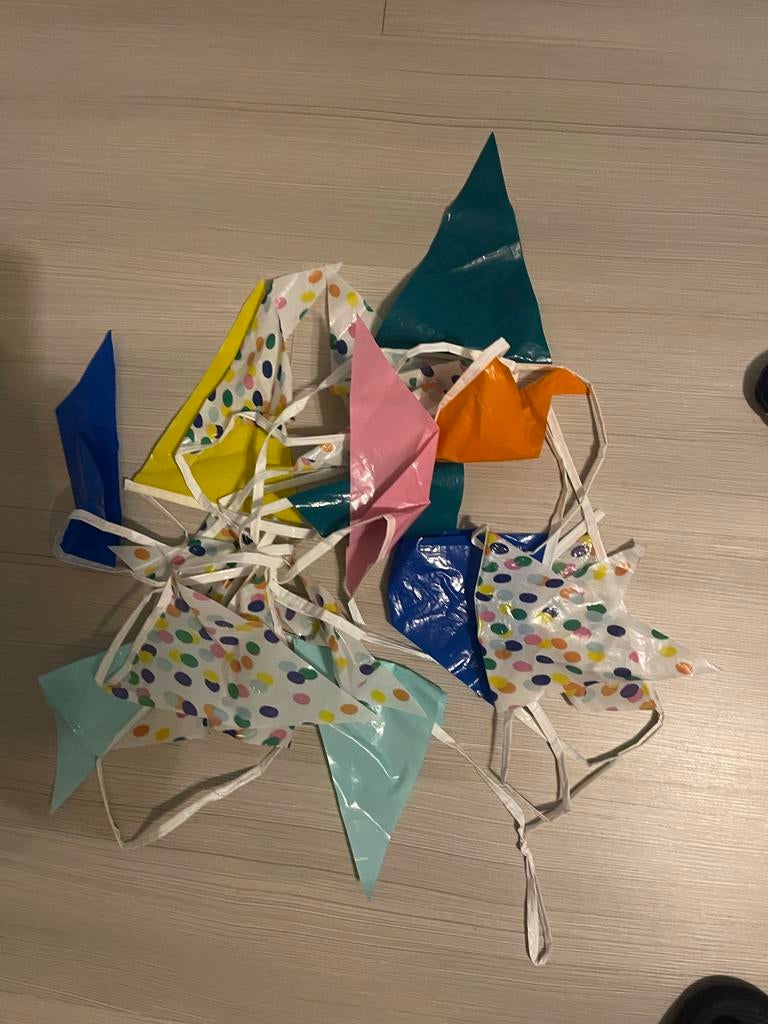 Slingers voor feestjes, Ophalen, Zo goed als nieuw, Versiering, Verjaardag