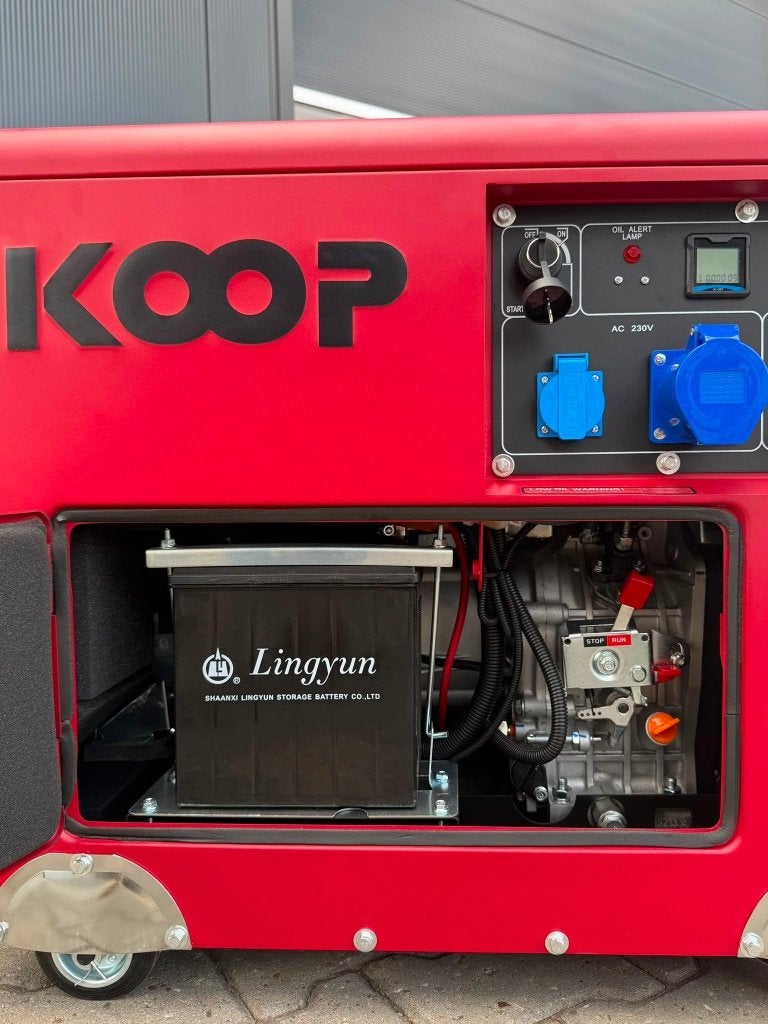 KOOP Silent Diesel aggregaat 230 volt 6.7 KW ECHT vermogen, Geluidgedempt, Nieuw, 5 tot 10 kVA, Dieselolie