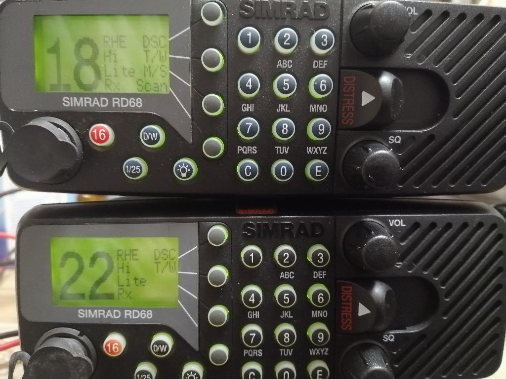 Simrad RD68 Marifoons. 2 stuks, Telecommunicatie, Zenders en Ontvangers, Verzenden, Gebruikt, Zender en Ontvanger