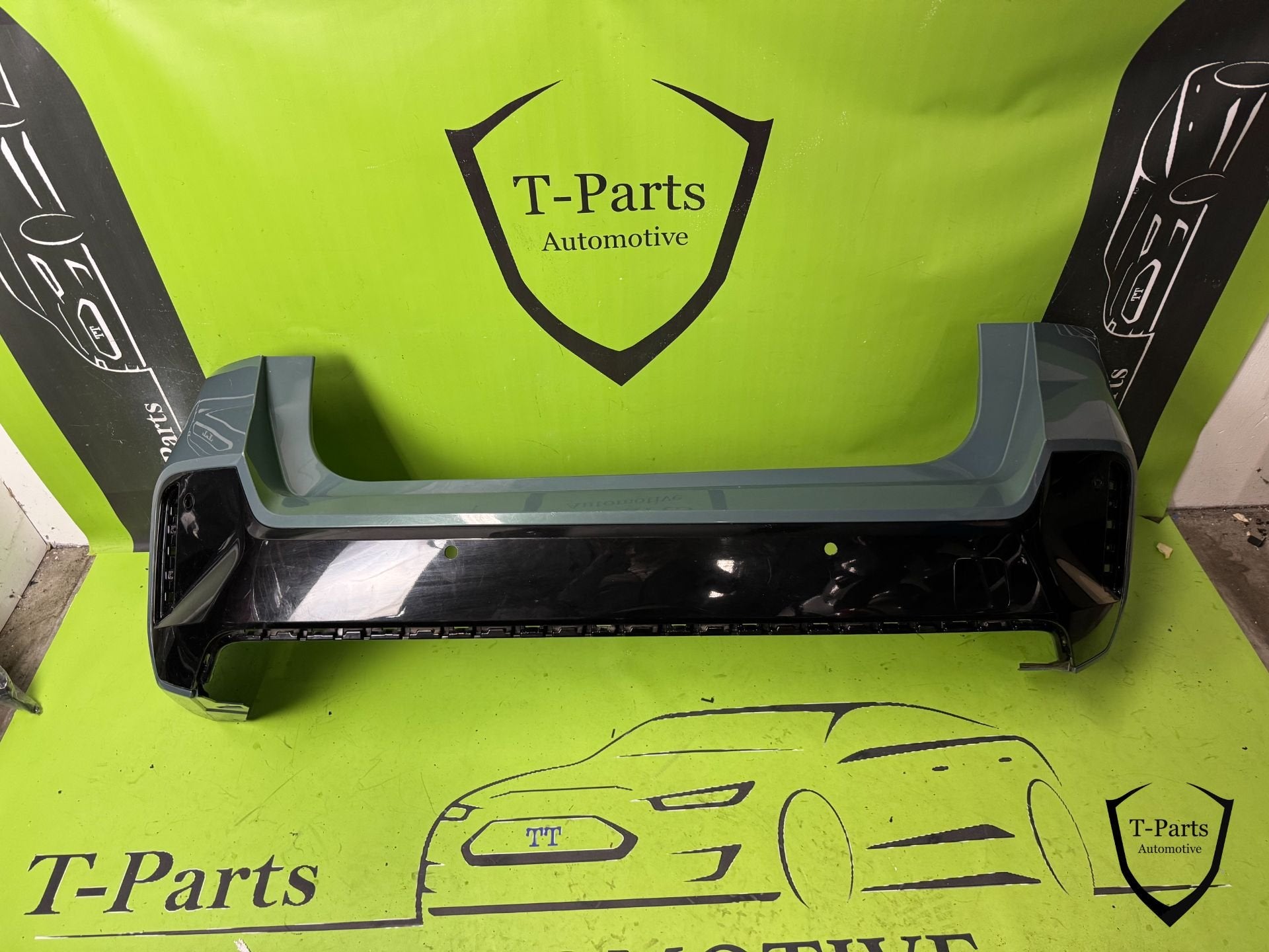bmw X1 achterbumper bumper U11, Petuelring 130
80788  Munich, DE, Gebruikt, Info@bmw.de, Ophalen of Verzenden
