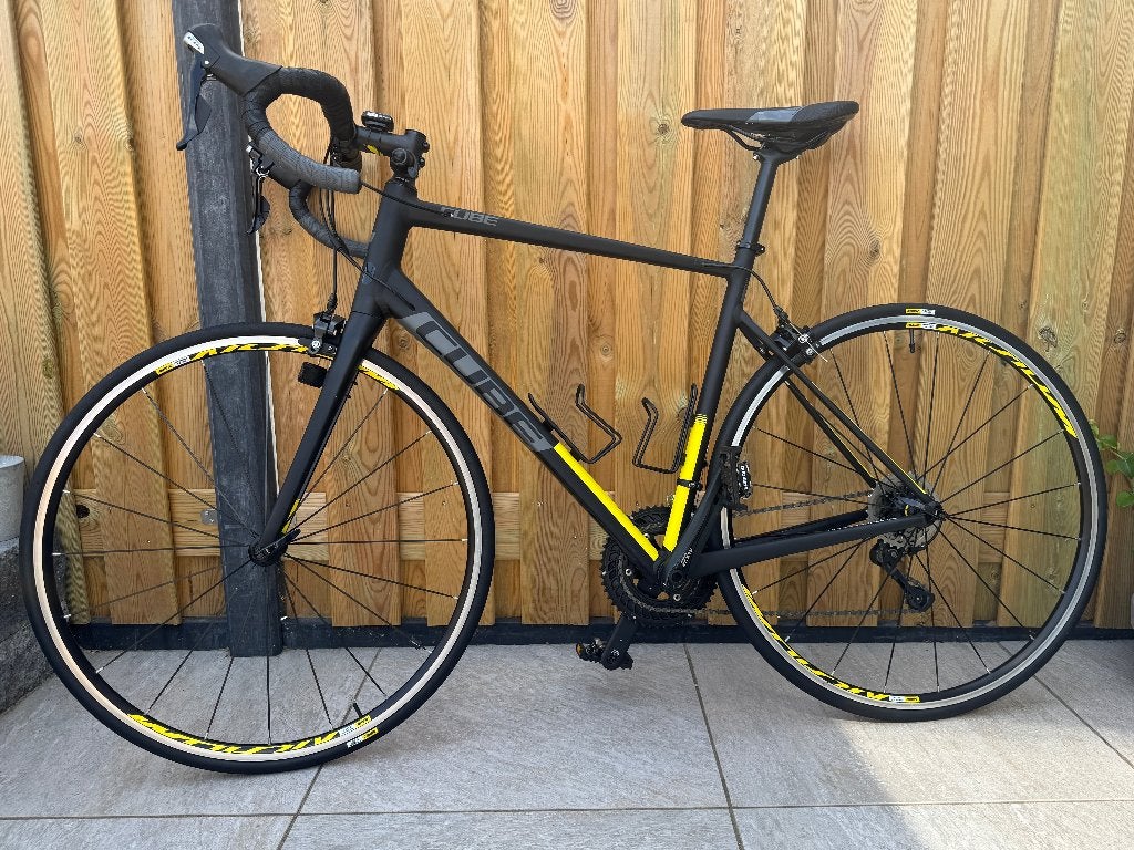 Cube Attain SL – Framemaat 58 – Shimano 105 – Z.G.A.N., 28 inch, Velgrem, Zo goed als nieuw, 57 tot 61 cm