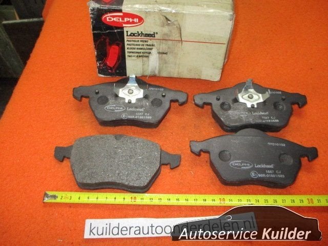Remblokken voorzijde Volvo C70I S70 V70 I  37514 Delphi LP16, -, Nieuw, Ophalen of Verzenden, Volvo