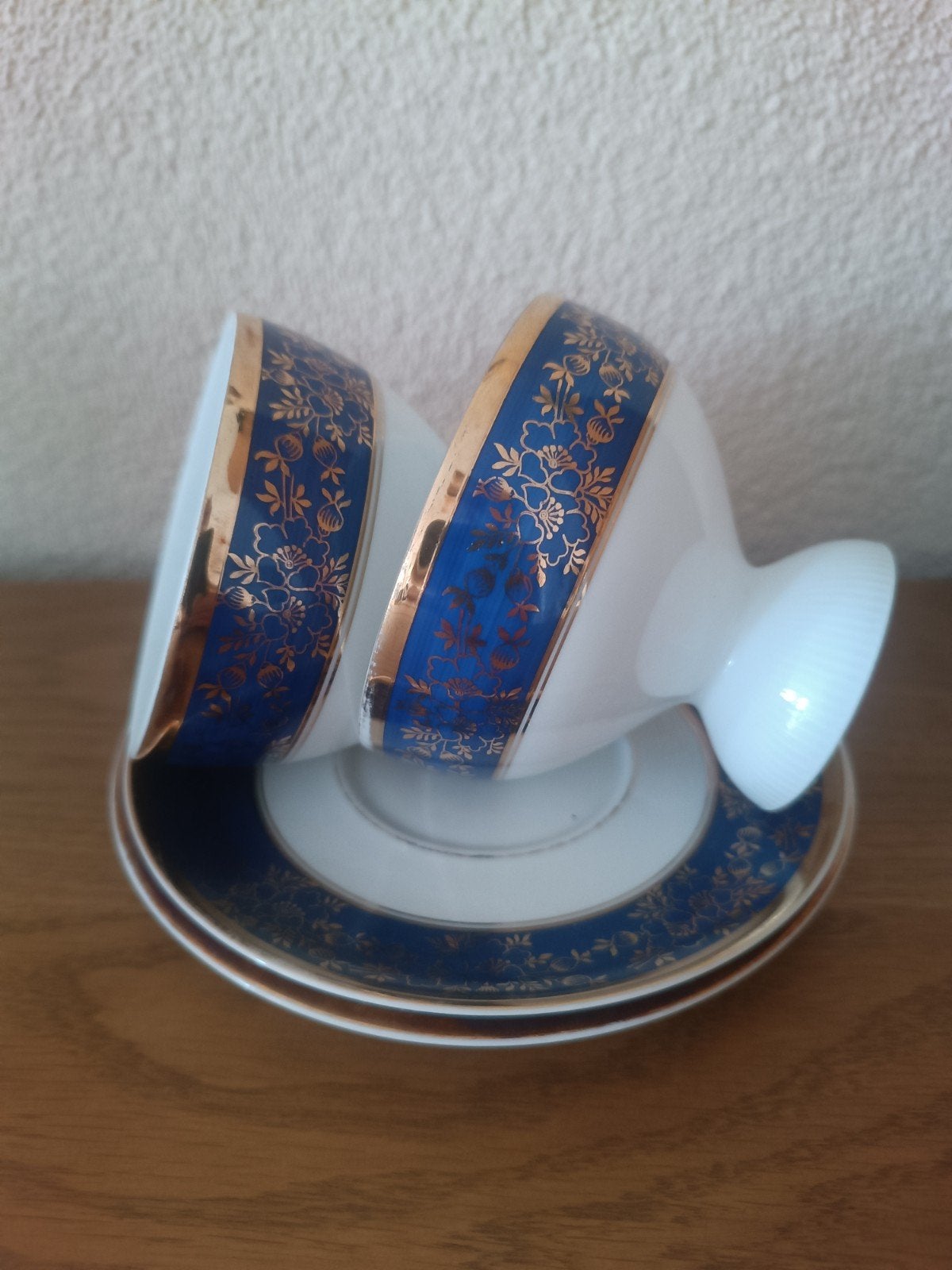Vintage Mokka Kop en Schotel - Blauw met Goud, Ophalen of Verzenden
