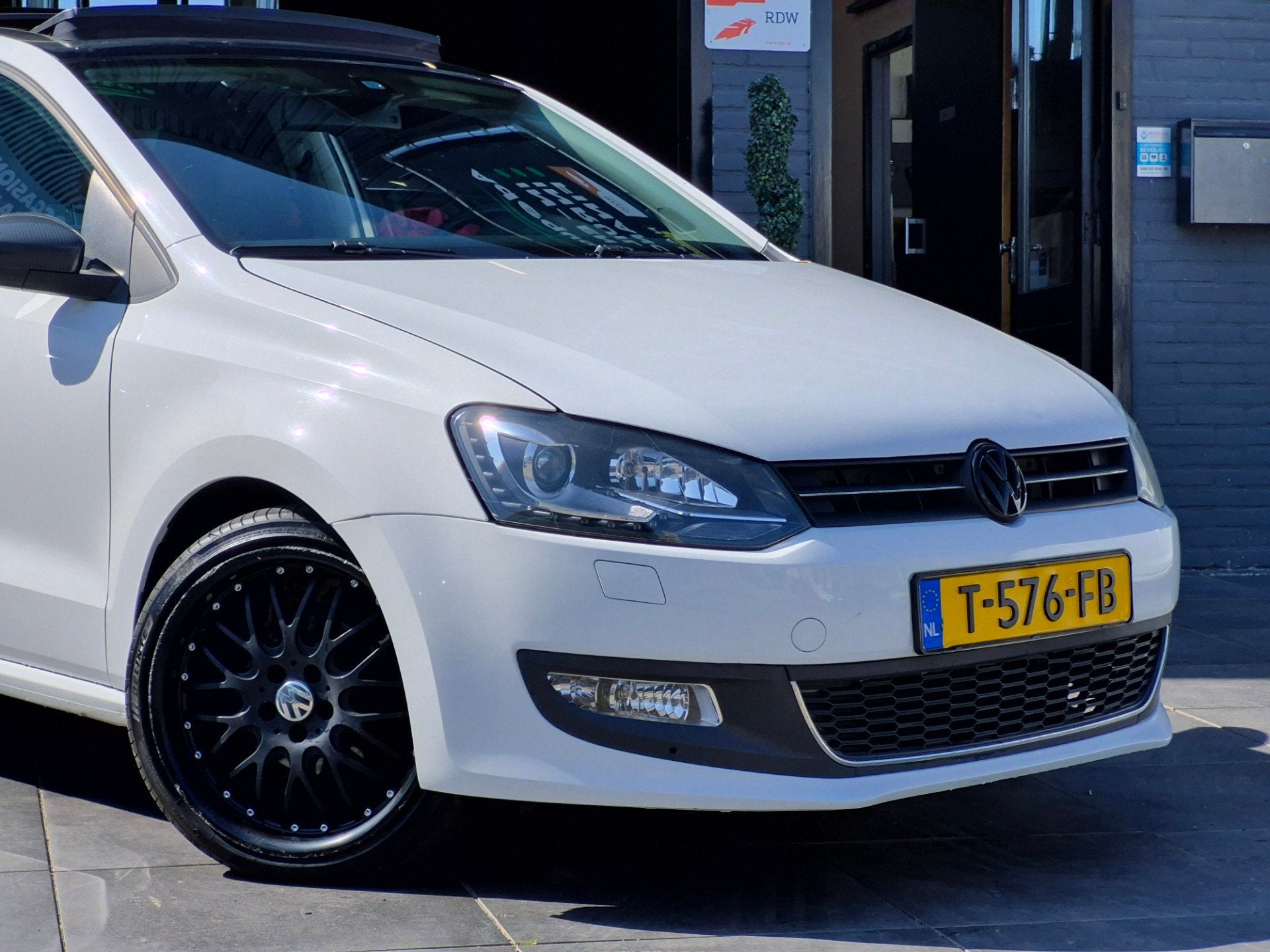 Volkswagen Polo 1.2 TSI Comfortline|Panoramadak|Cruise|Airco, Voorwielaandrijving, Euro 5, Stof, Zwart