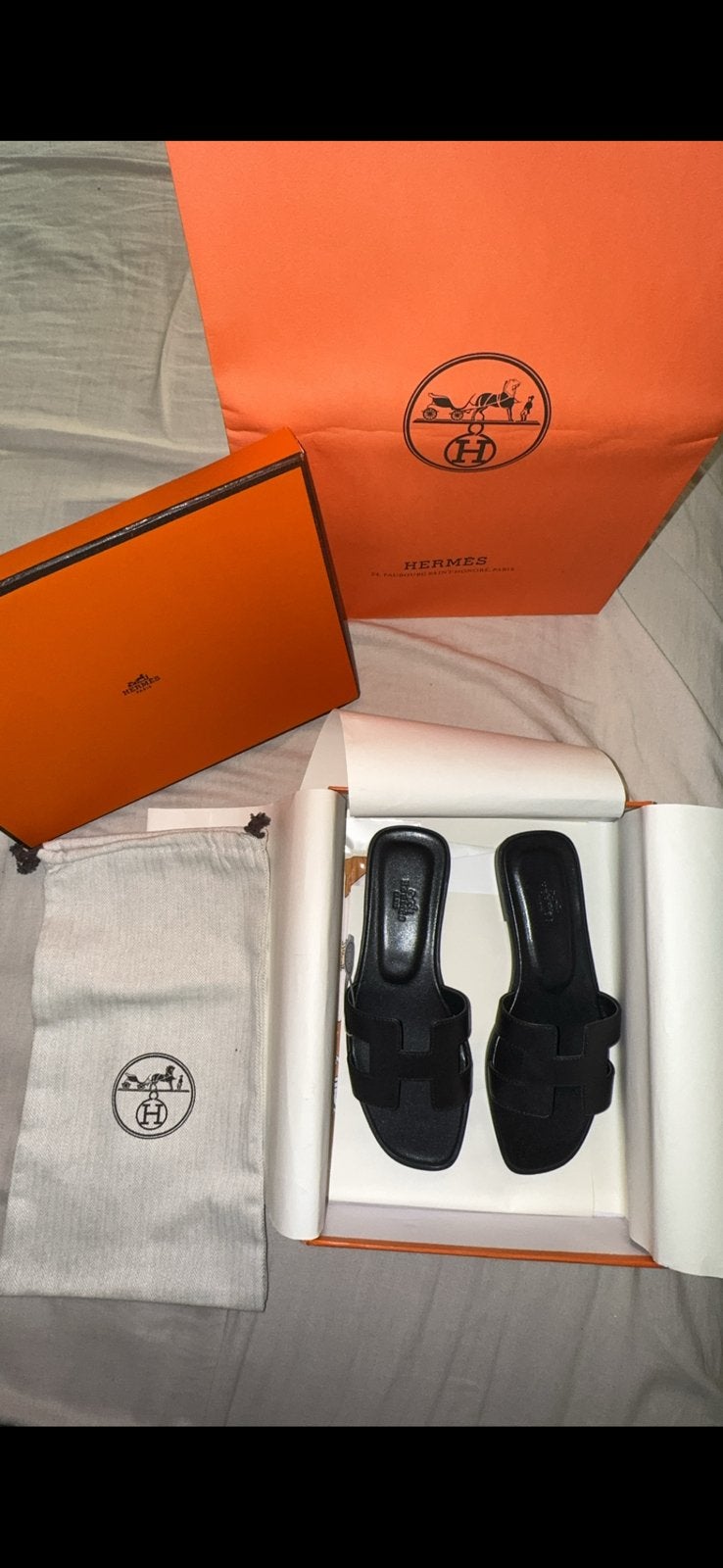 Hermes Oran, Kleding | Dames, Schoenen, Ophalen of Verzenden, Zo goed als nieuw, Zwart, Sandalen of Muiltjes