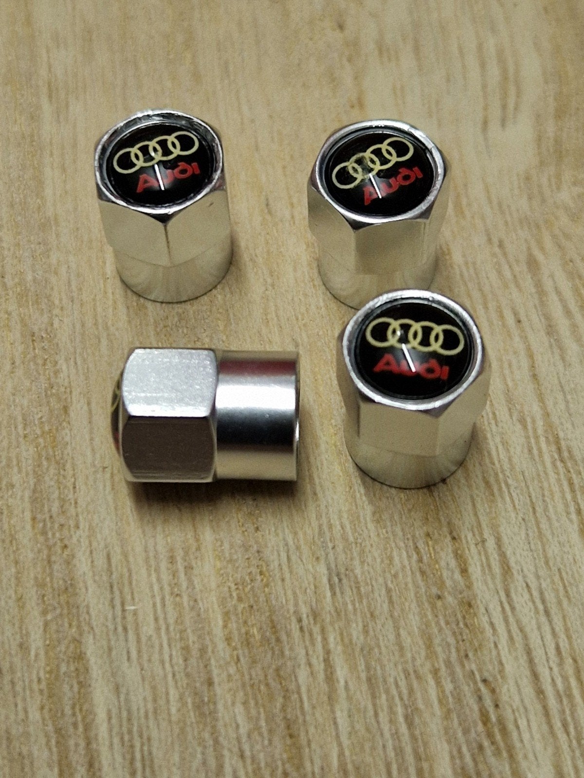 Audi ventieldopjes set van 4 stuks, Ophalen of Verzenden, Nieuw