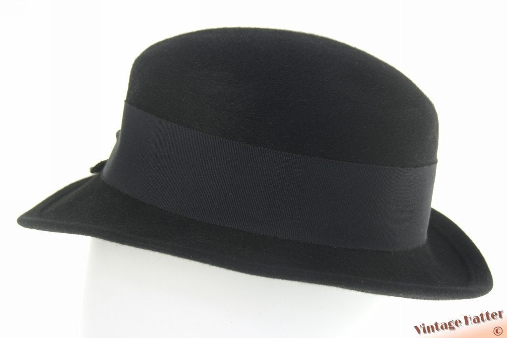 Vintage Dameshoed Mayser zwart geborsteld vilt 56, 56 of 57 cm (M, 7 of 7⅛ inch), Mayser, Hoed, Ophalen of Verzenden
