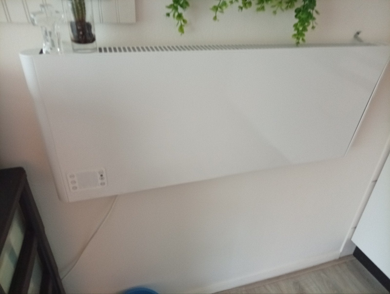 Elektrische radiator, wit, wandmontage kan ook via wiffie of, Ophalen, 30 tot 80 cm, Radiator, Zo goed als nieuw