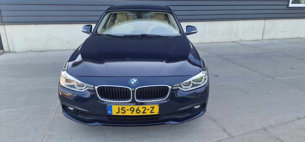 Bmw f30 330e hybride met nieuwe apk, beurt en achterbanden!, Automaat, Achterwielaandrijving, 4 cilinders, 252 pk