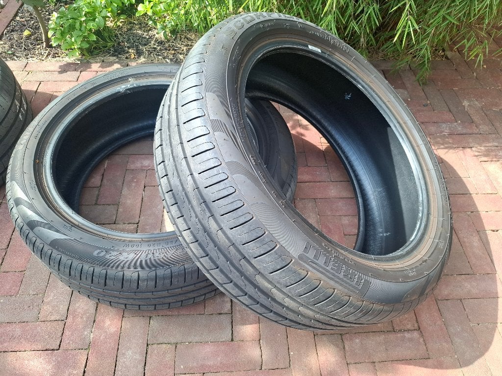 4 Pirelli Scorpion Verde banden 20 inch, Ophalen, Gebruikt, 235 mm, Band(en)