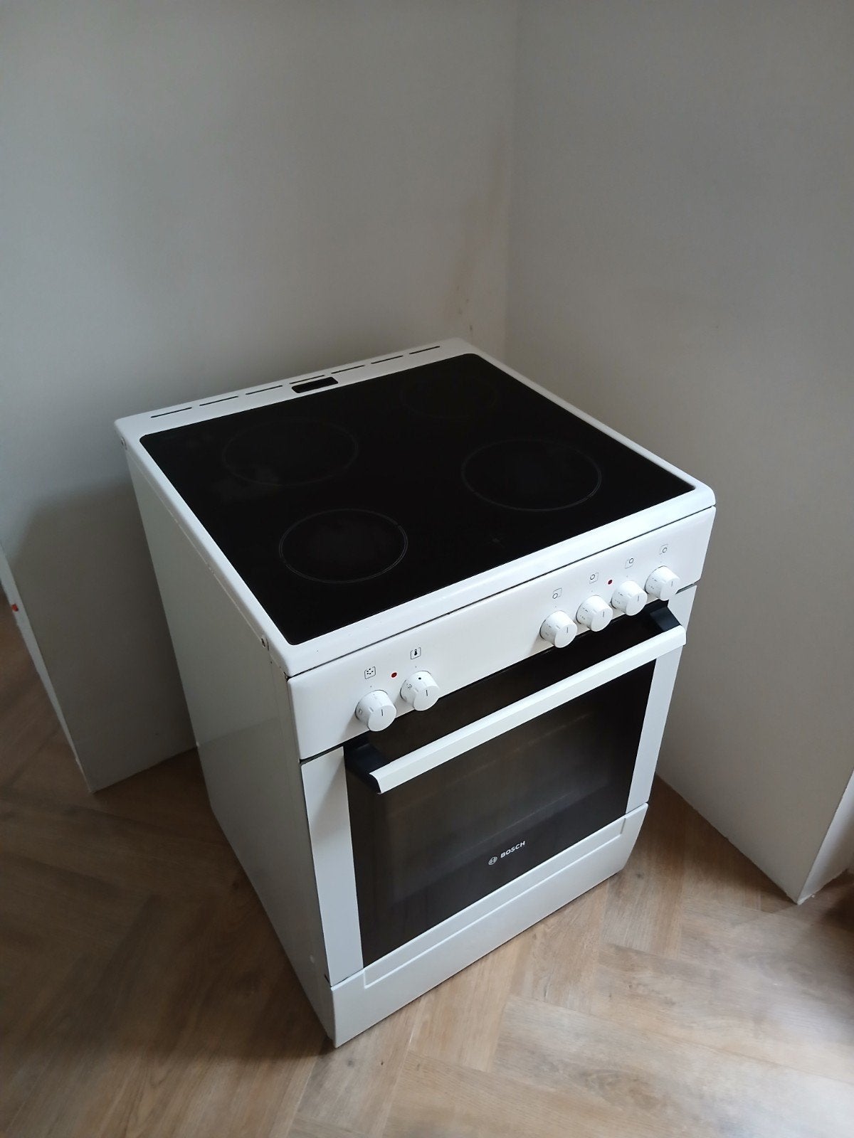 Bosch Kookfornuis met Keramische Kookplaat en Oven, Ophalen, Gebruikt, Keramisch, Grill