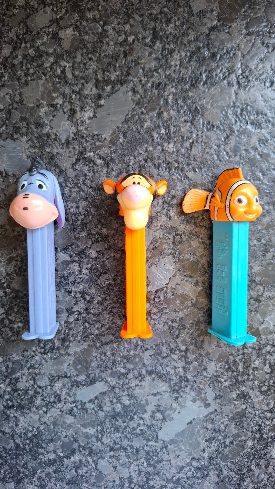 Set van 3 PEZ dispensers: Eeyore, Teigetje, Nemo, Ophalen, Gebruikt