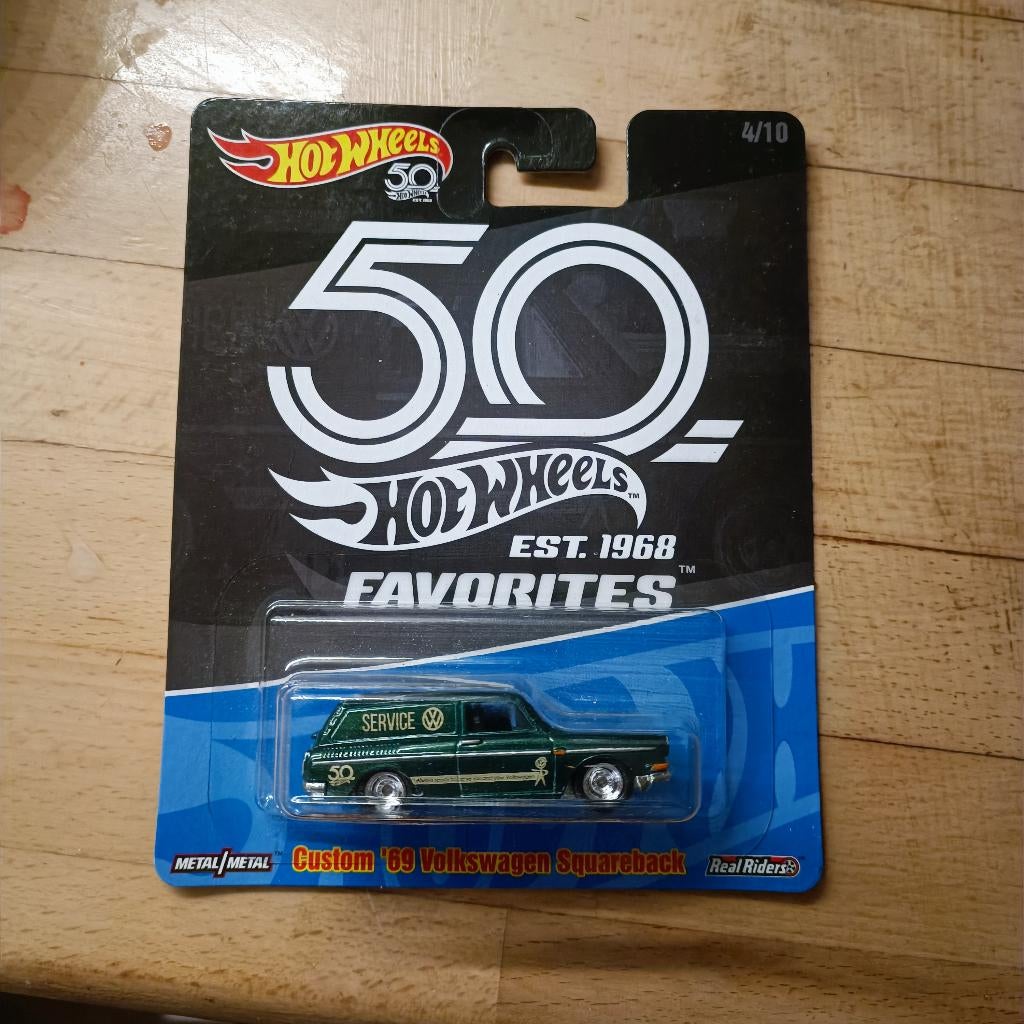 Hot wheels favorites 50th Custom 69 Volkswagen Squareback, Ophalen of Verzenden, Nieuw, Auto
