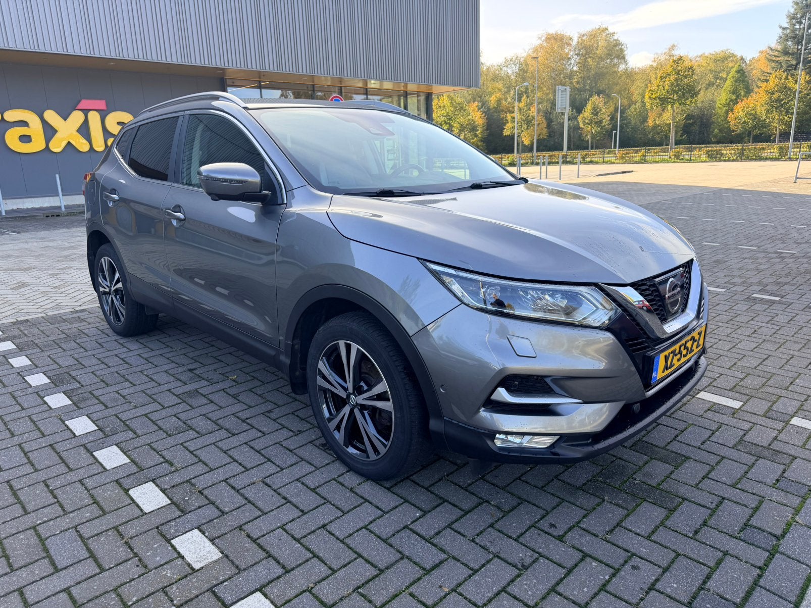 Nissan Qashqai 1.2 Dig-t 85KW 2WD 2018 Grijs, Auto's, Voorwielaandrijving, 4 cilinders, 1200 kg, Handgeschakeld