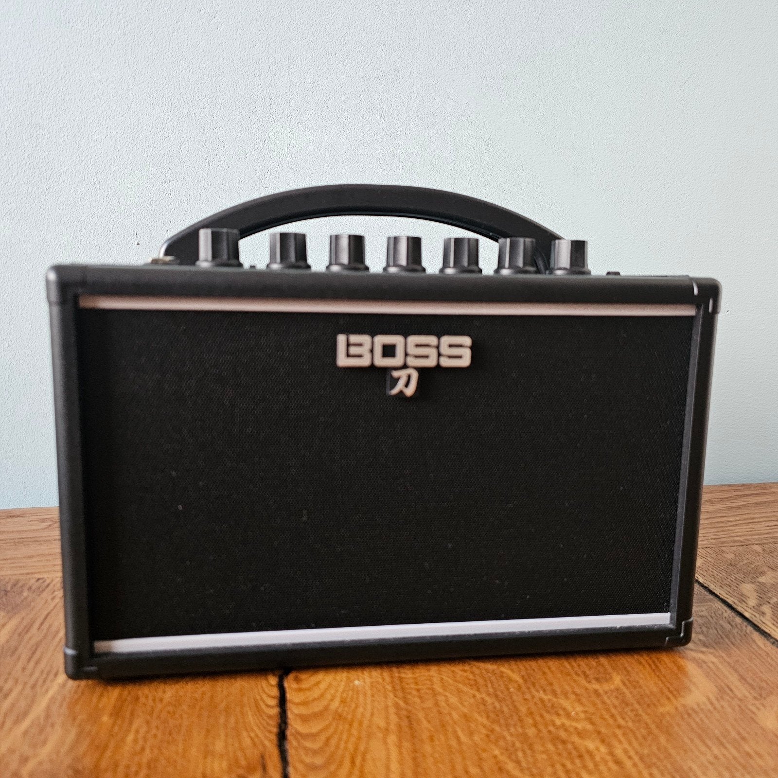 Boss Katana Mini ongebruikt, Muziek en Instrumenten, Versterkers | Bas en Gitaar, Ophalen, Zo goed als nieuw, Gitaar, Minder dan 50 watt