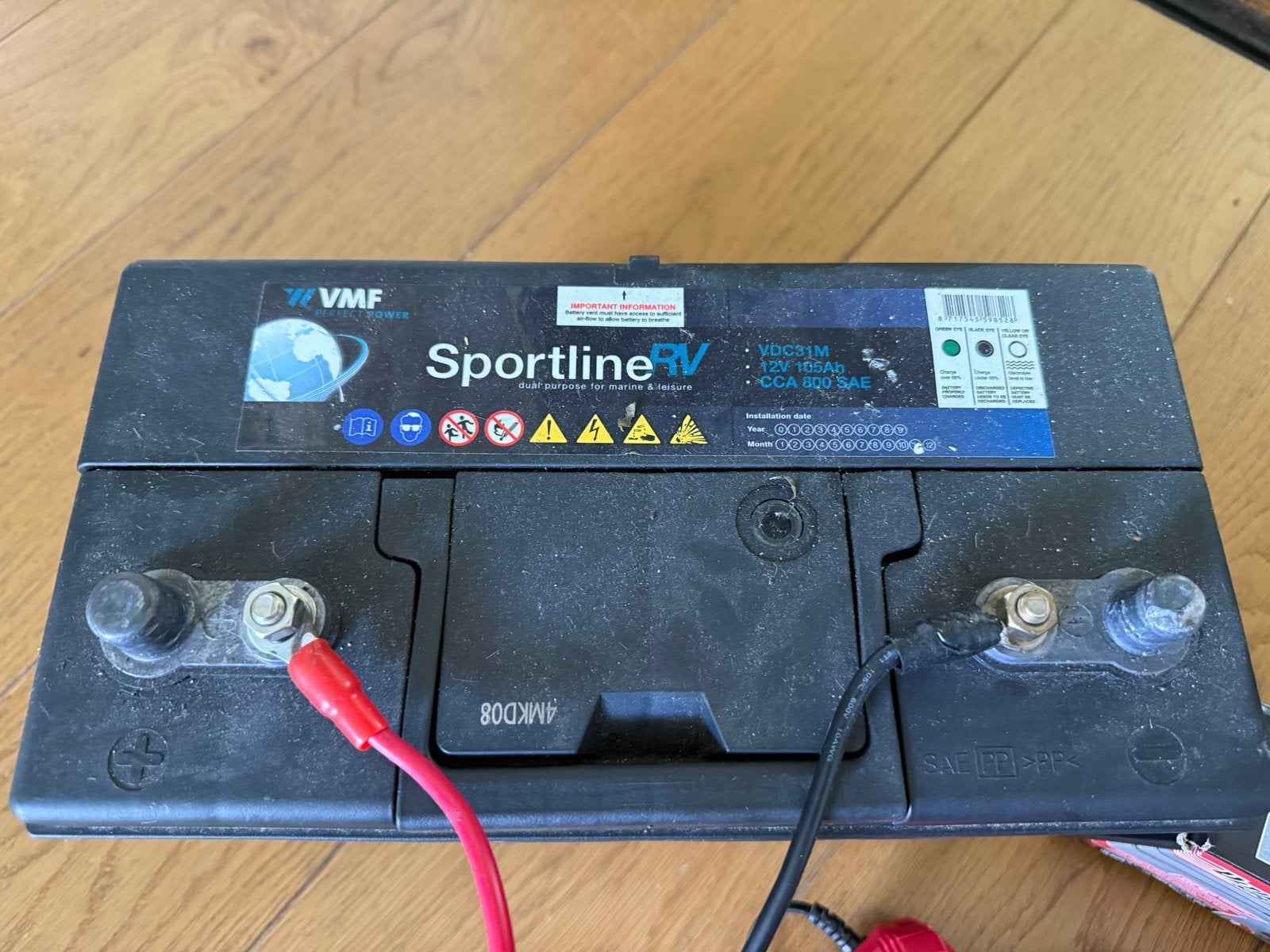 Sportline 12V 105Ah accu + acculader, Auto-onderdelen, Accu's en Toebehoren, Ophalen, Gebruikt