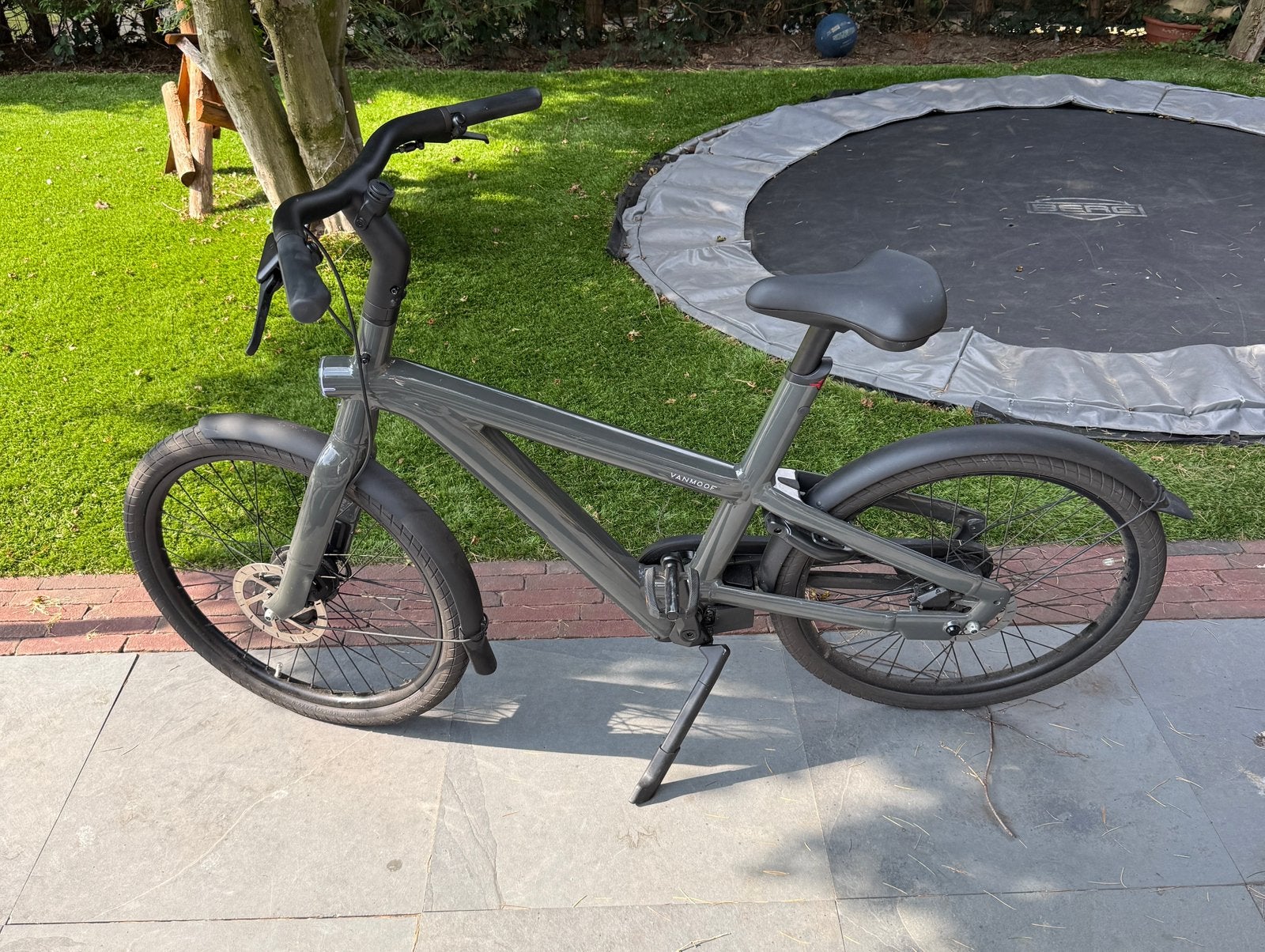 VanMoof A5 2.0 in nieuwstaat. Zeer weinig kilometers, 59 cm of meer, Ophalen of Verzenden, Zo goed als nieuw, Vanmoof