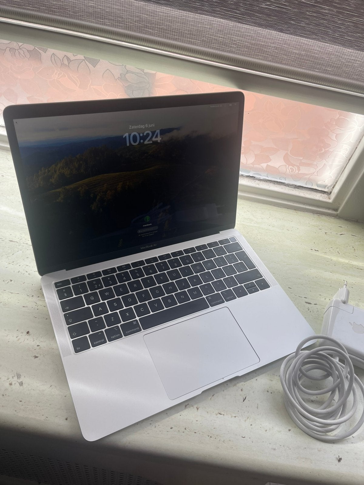 MacBook Air uit 2018 met een 13-inch Retina 256SSD, Computers en Software, Apple Macbooks, 13 inch, Minder dan 2 Ghz, Ophalen of Verzenden