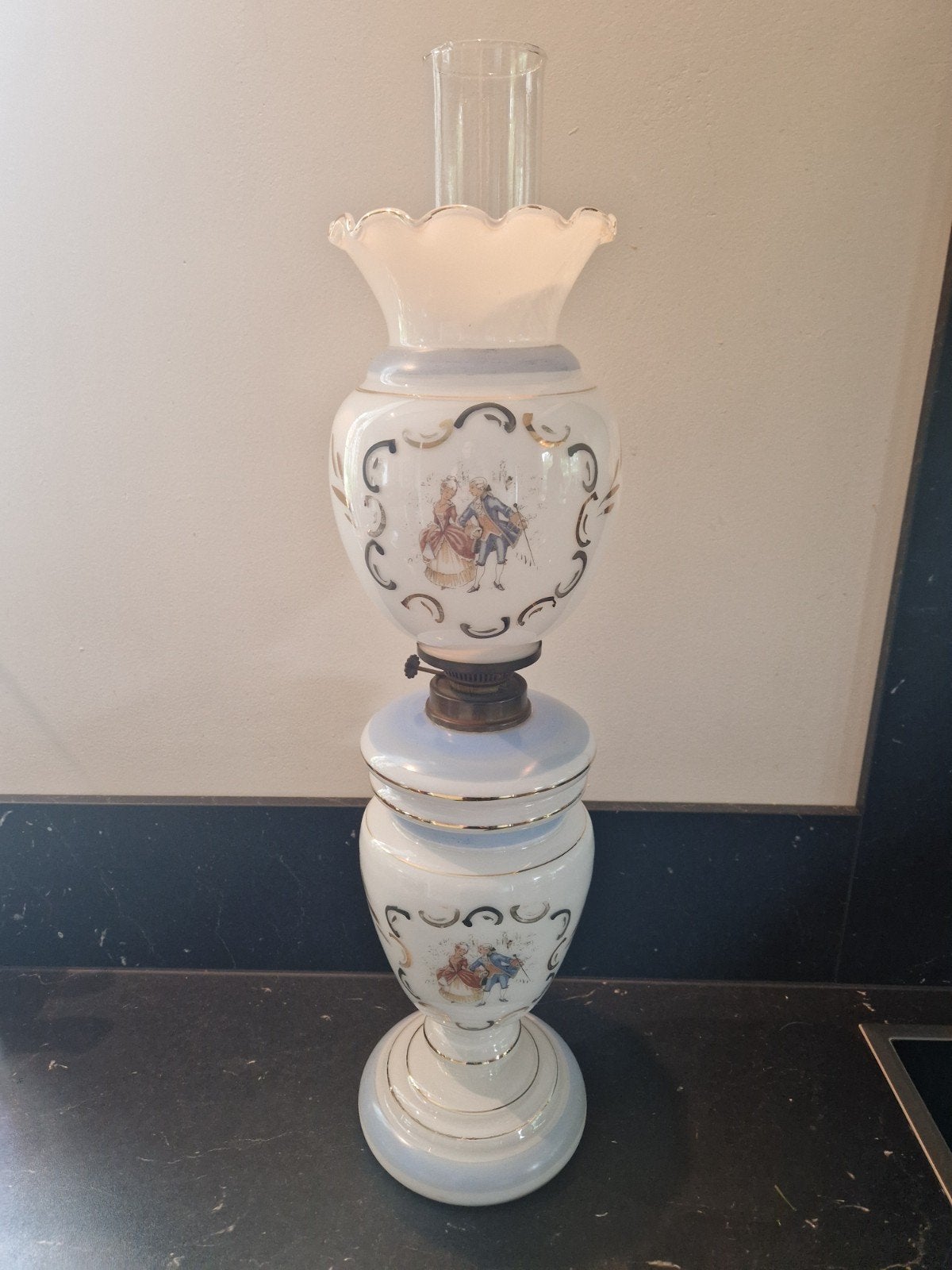 Antieke Opaline Petroleumlamp (60 cm), Ophalen