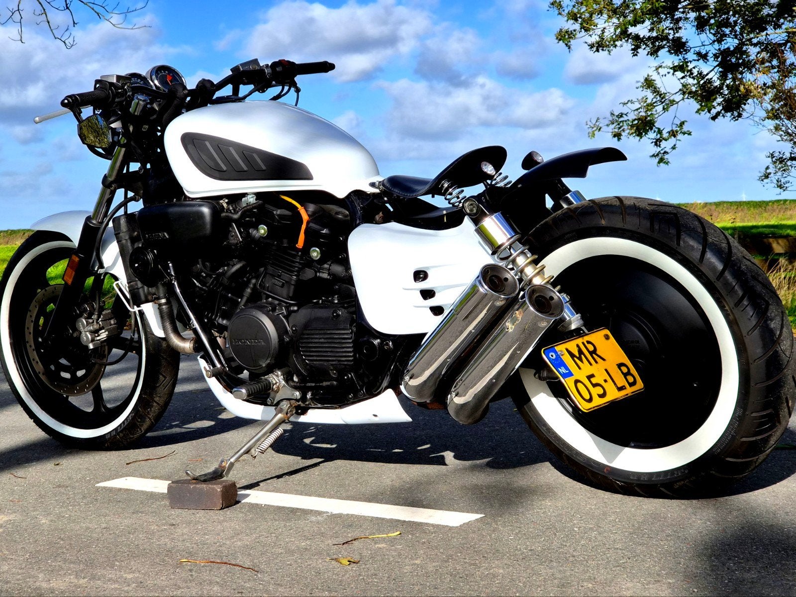 Dikke Honda Supermagna Bobber!, 700 cc, 4 cilinders, Chopper, Bedrijf