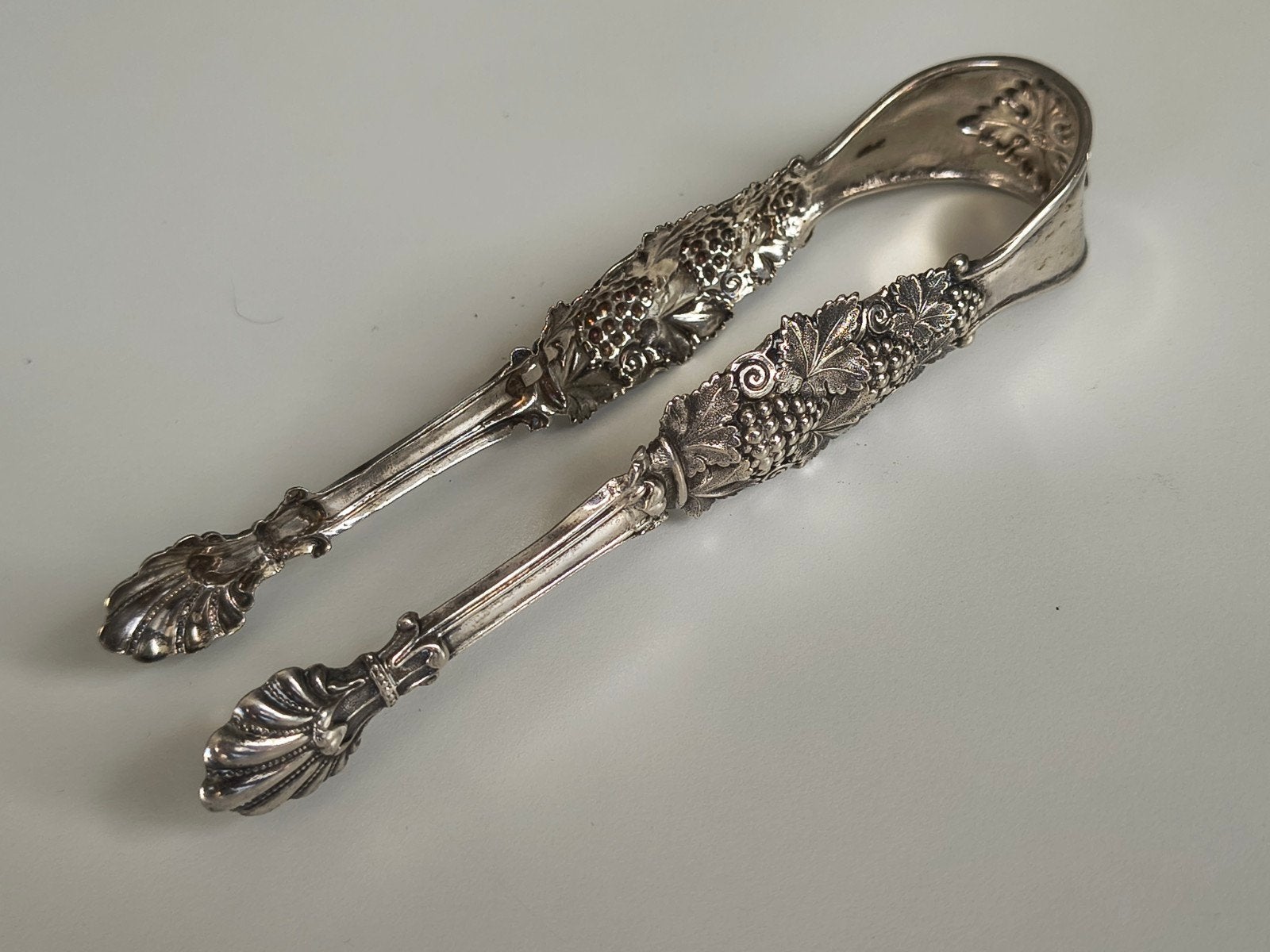 Verzilverde suikertang 1839, Antiek en Kunst, Antiek | Goud en Zilver, Ophalen