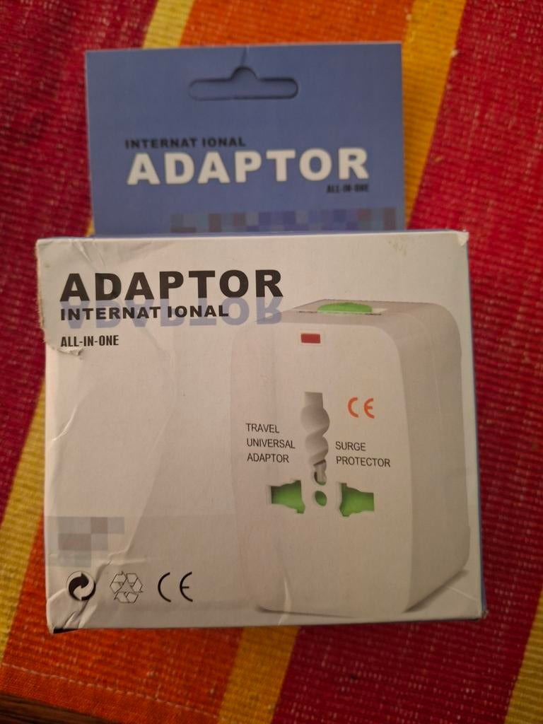 Universele Reisadapter - All-in-One Wereldstekker, Ophalen of Verzenden, Nieuw, Minder dan 2 meter, Overige kabels