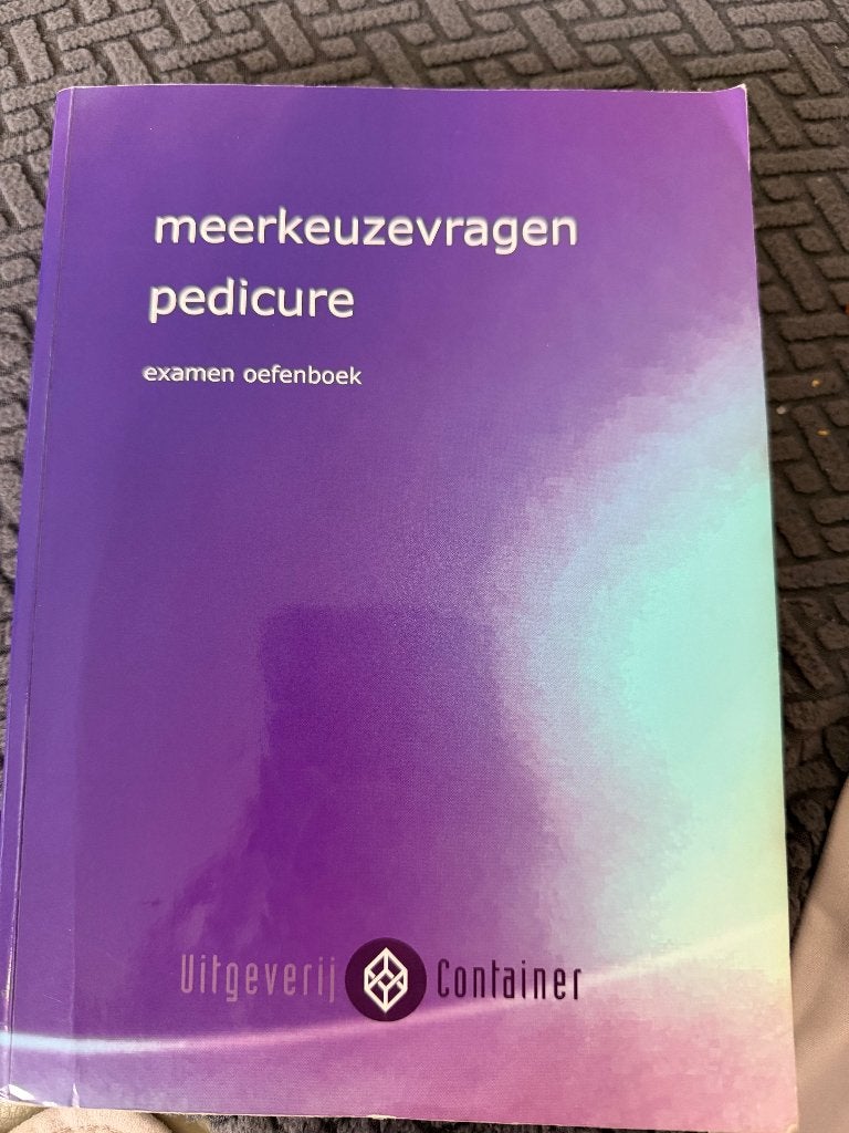 pedicure meerkeuze examen oefen vragen, Ophalen of Verzenden, Gelezen