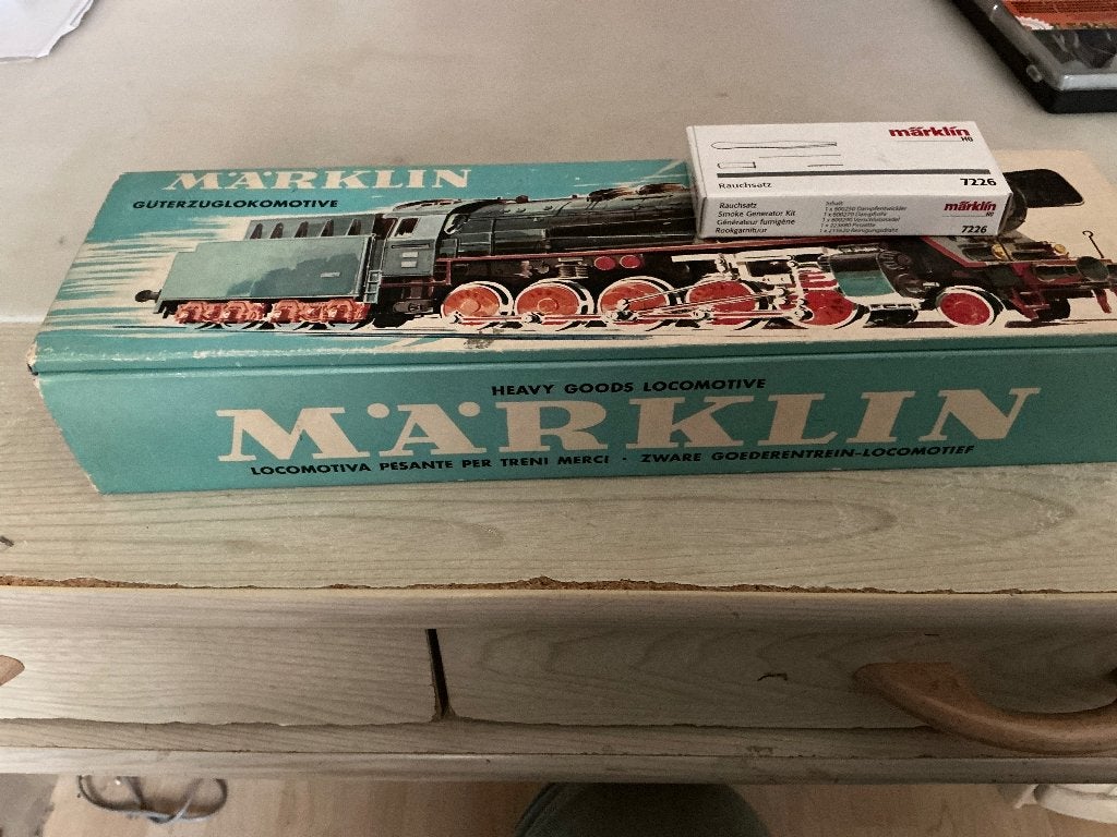 Marklin 3047 met rookgenerator, Hobby en Vrije tijd, Modeltreinen | H0, Wisselstroom, Locomotief, Ophalen of Verzenden, Zo goed als nieuw
