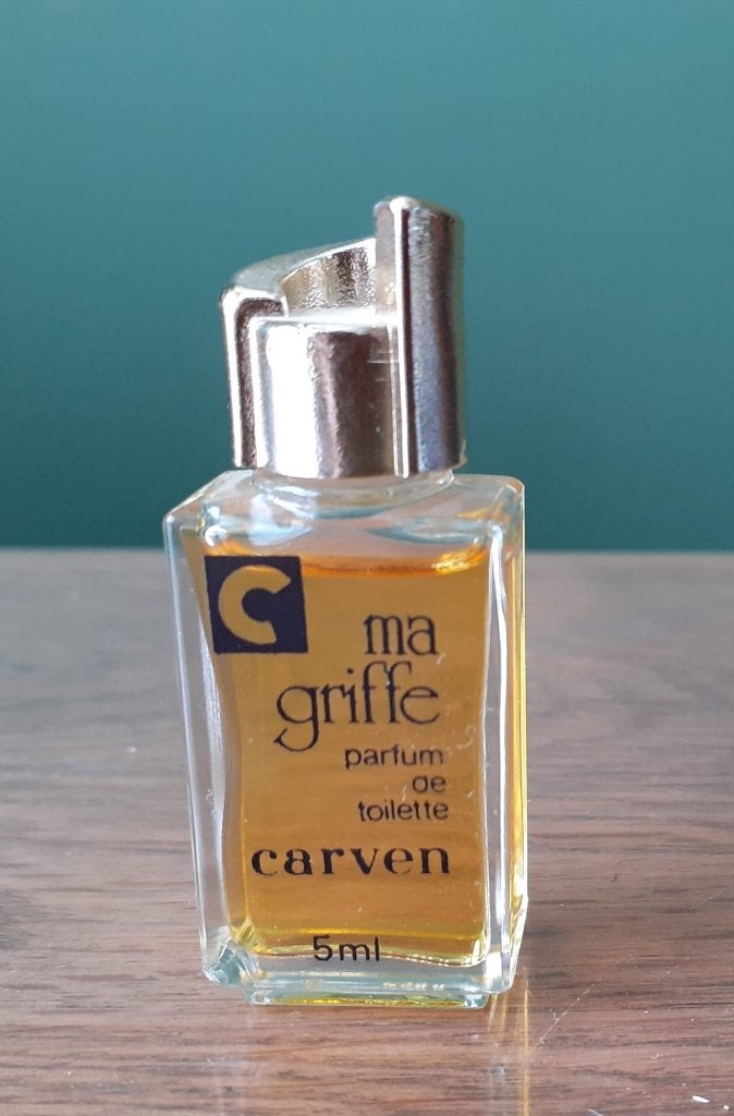 CARVEN miniatuur, Ophalen of Verzenden, Zo goed als nieuw, Miniatuur, Gevuld