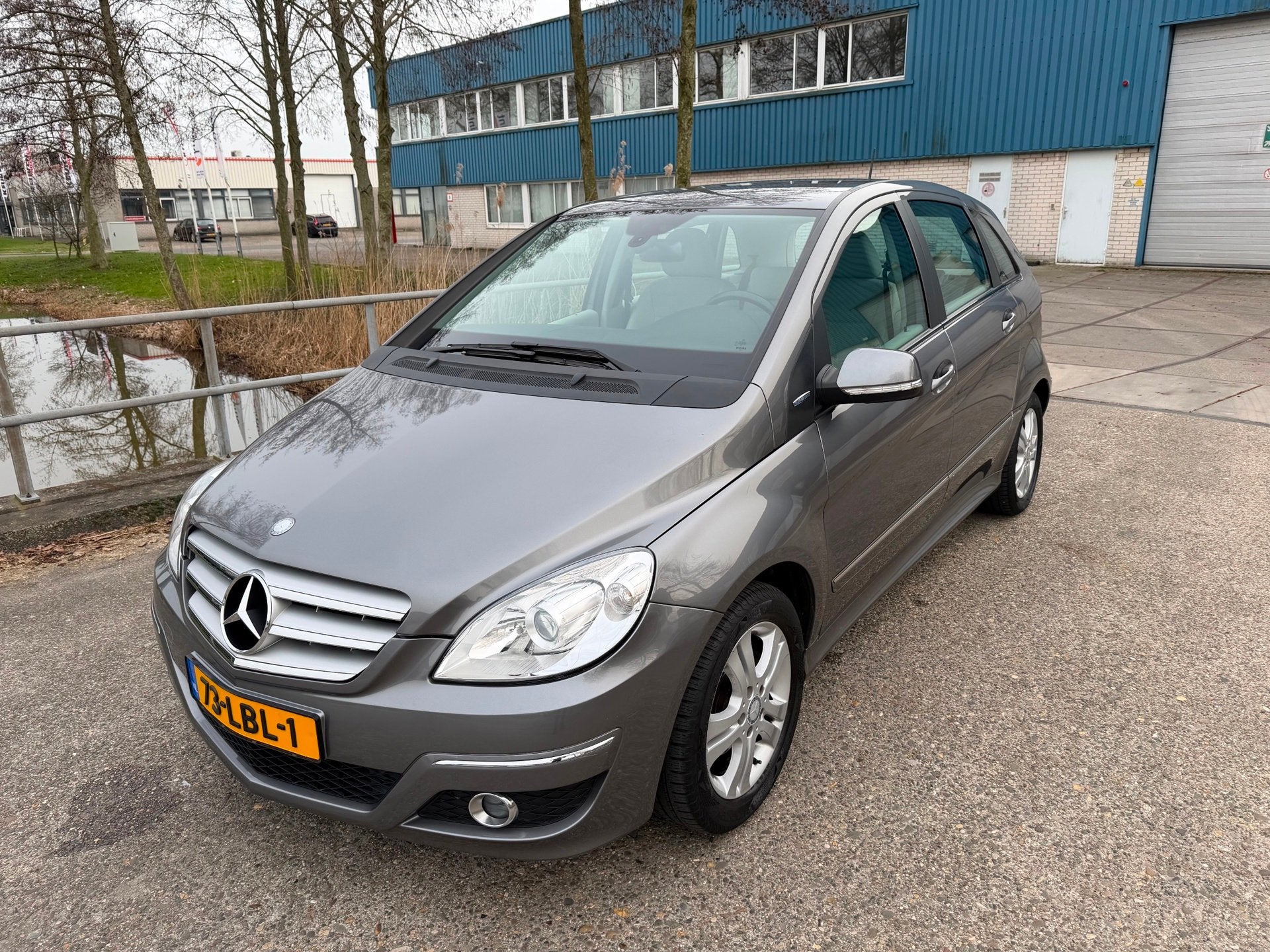 Mercedes-Benz B-klasse 160 BlueEFFICIENCY Business Class!201, Auto's, Voorwielaandrijving, Euro 5, Start-stop-systeem, Origineel Nederlands