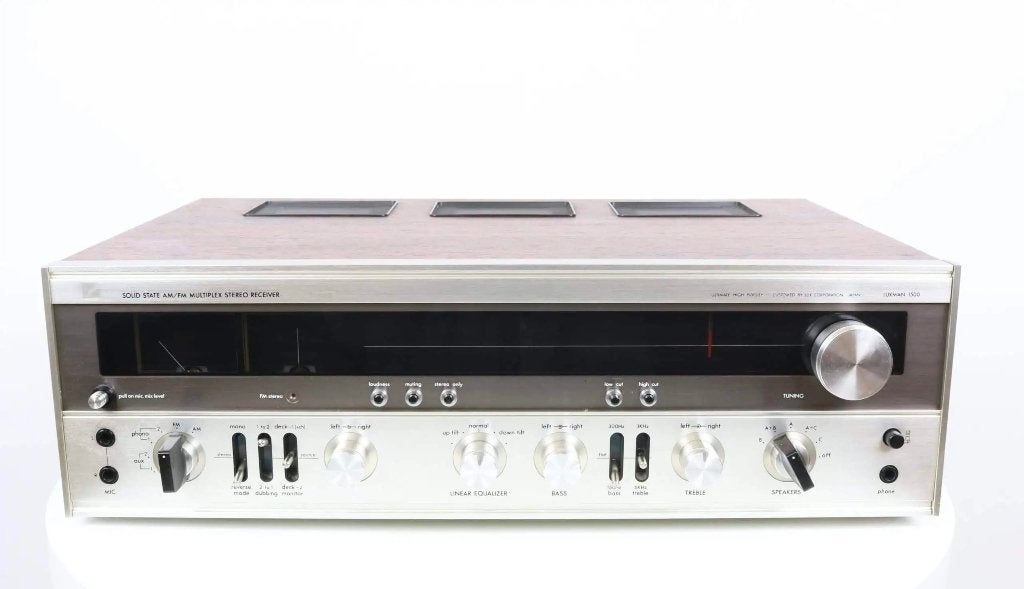 Luxman R1500E hoogwaardige vintage stereo receiver