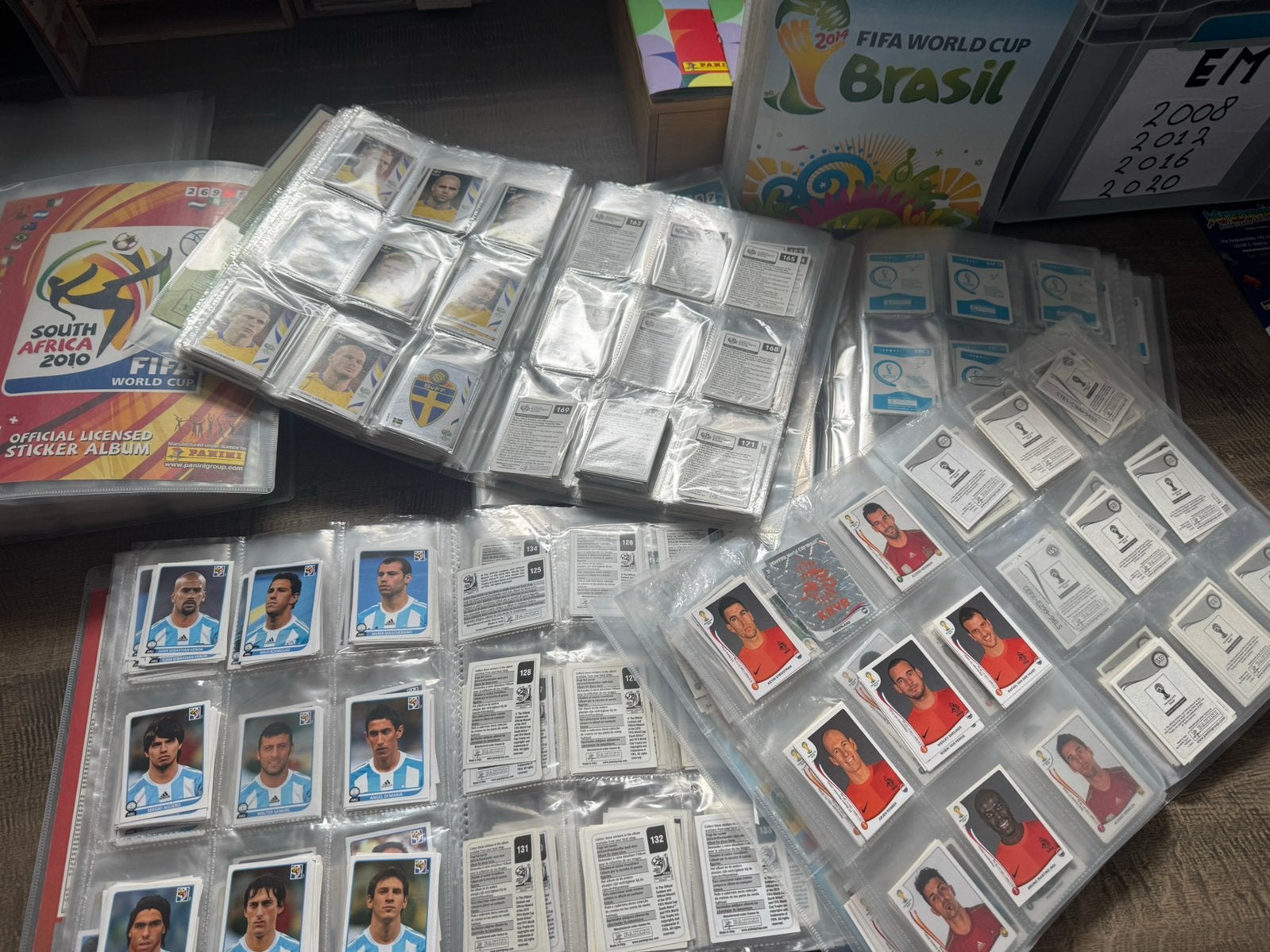Panini WK Voetbal Stickers 2002,2006,2010,2014,2018,2022, Ophalen of Verzenden, Zo goed als nieuw, Meerdere stickers