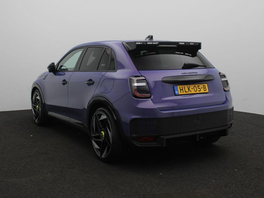 Fiat 600e Abarth Scorpionissima 54 kWh | Sabelt Kuipstoelen, Auto's, 12 maanden, Overige kleuren, Origineel Nederlands, SUV of Terreinwagen