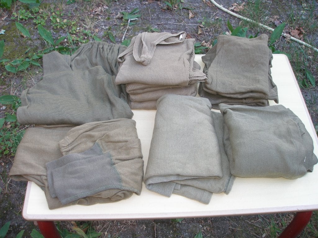 Kavel onderkleding maat 5, per item 0,50 euro, Ophalen of Verzenden, Landmacht, Nederland, Kleding of Schoenen