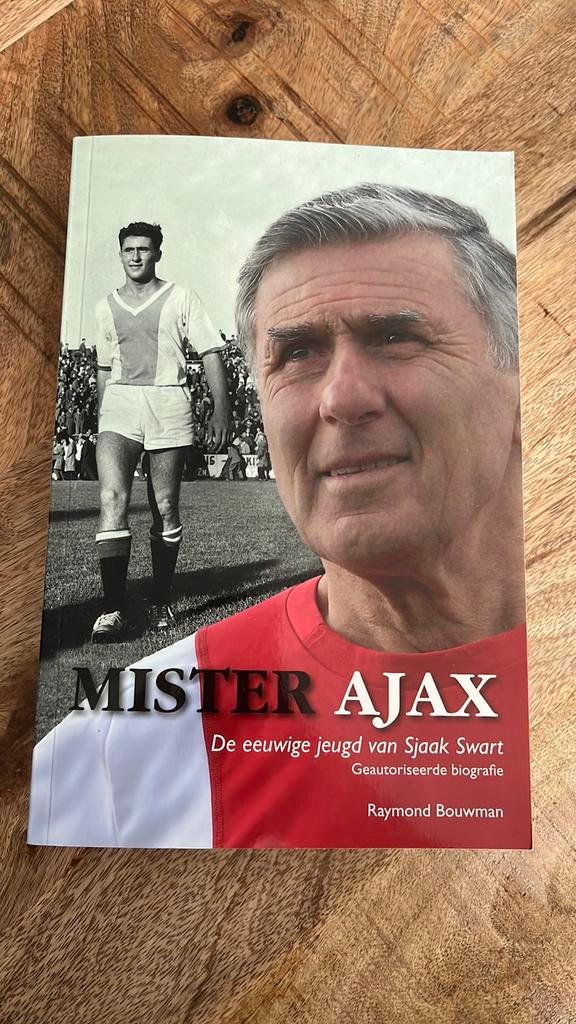 Boek mister Ajax Sjaak Swart, Ophalen of Verzenden, Zo goed als nieuw, Sport