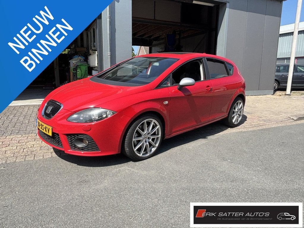 SEAT Leon 2.0 TFSI FR incl originele FR wielen . getuned . L, Auto's, Seat, Stof, Gebruikt, Zwart, 4 cilinders