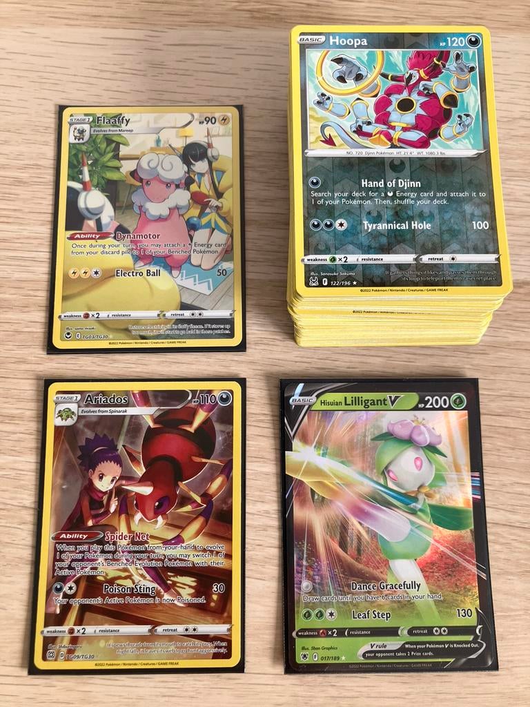 KADO TIP Set van 100 verschillende originele Pokemon kaarten, Ophalen of Verzenden, Zo goed als nieuw, Meerdere kaarten, Foil