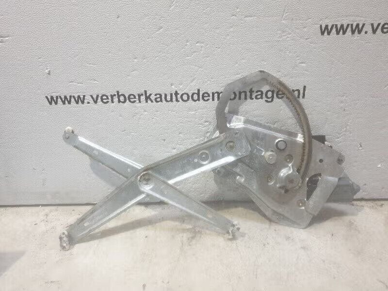 RAAMMECHANIEK ELEK LINKS VOOR Opel Omega B (25 / 26 / 27), Gebruikt, Brose SE, Opel, Ophalen of Verzenden