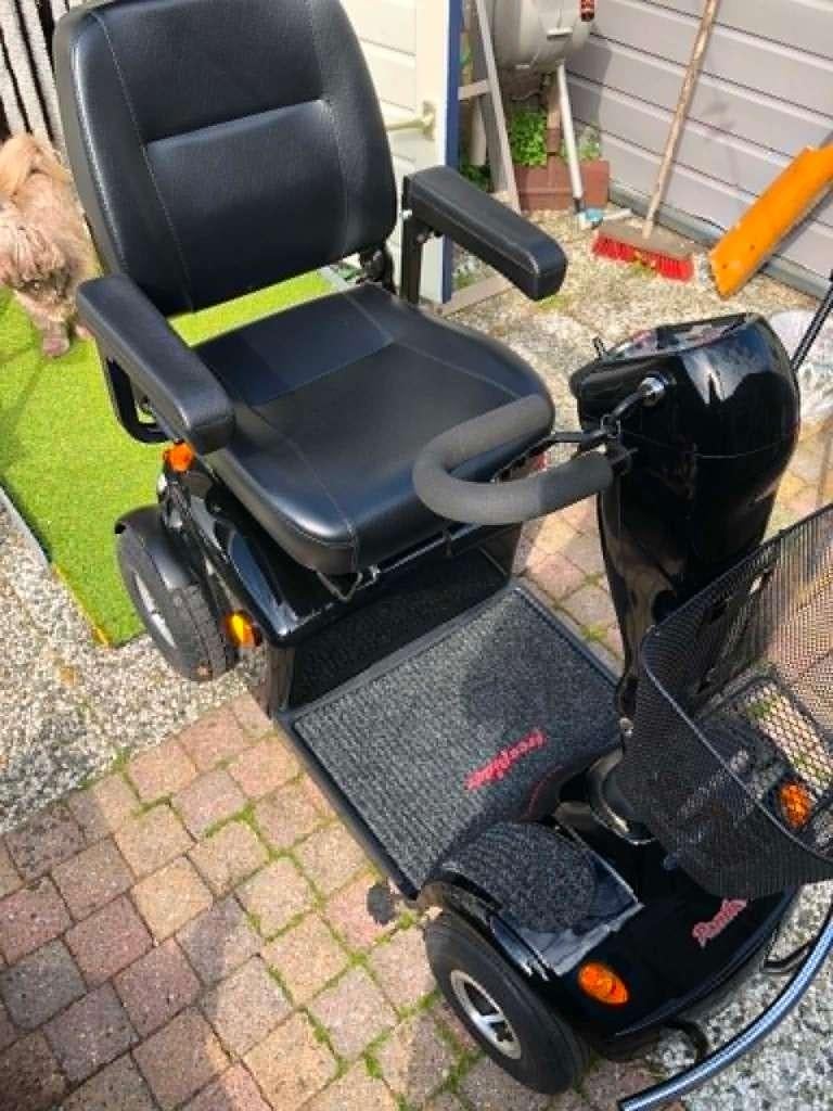 scootmobiel, Ophalen, Zo goed als nieuw, Mango, 16 km/u of meer