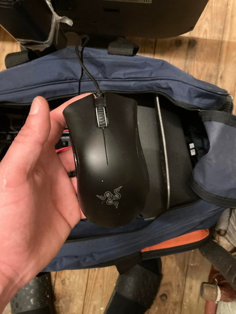 Razer DeathAdder Essential Gaming Muis - Bedraad, Computers en Software, Muizen, Rechtshandig, Muis, Gebruikt, Gaming muis