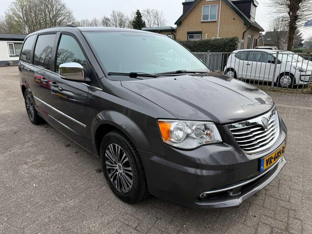 2015 Lancia Voyager grijs kenteken Personenauto, Euro 5, 450 kg, Gebruikt, Overige carrosserieën