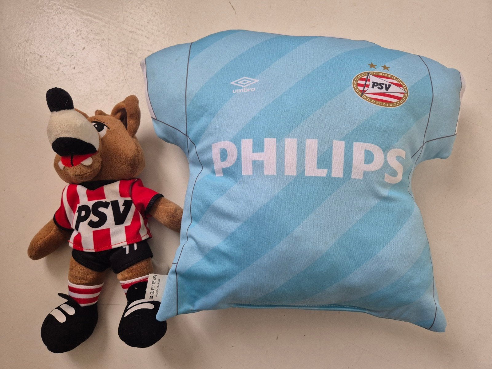 PSV Knuffel en Kussen - Perfect voor de Jonge Fan!, Overige merken, Overige karakters, Overige typen, Ophalen of Verzenden