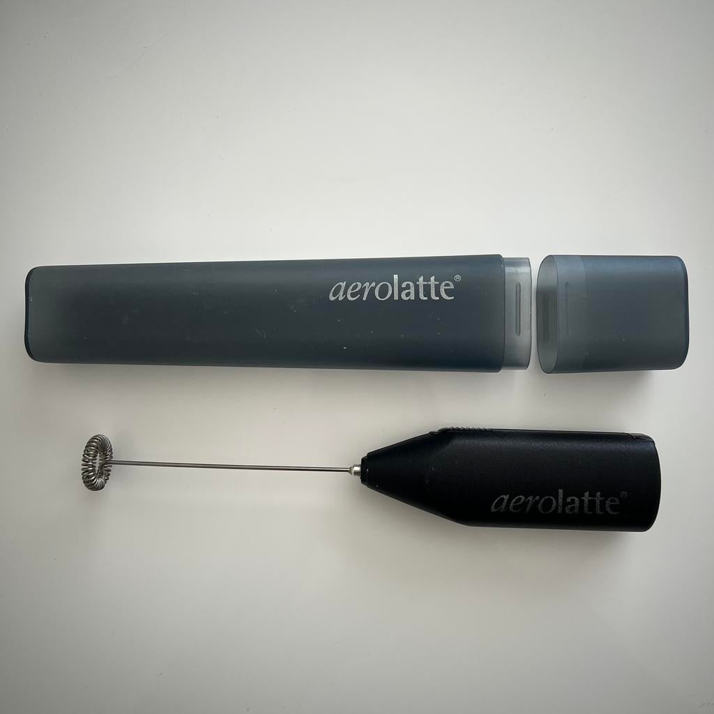 Aerolatte melkopschuimer, Ophalen of Verzenden, Gebruikt, Elektrische melkopschuimer