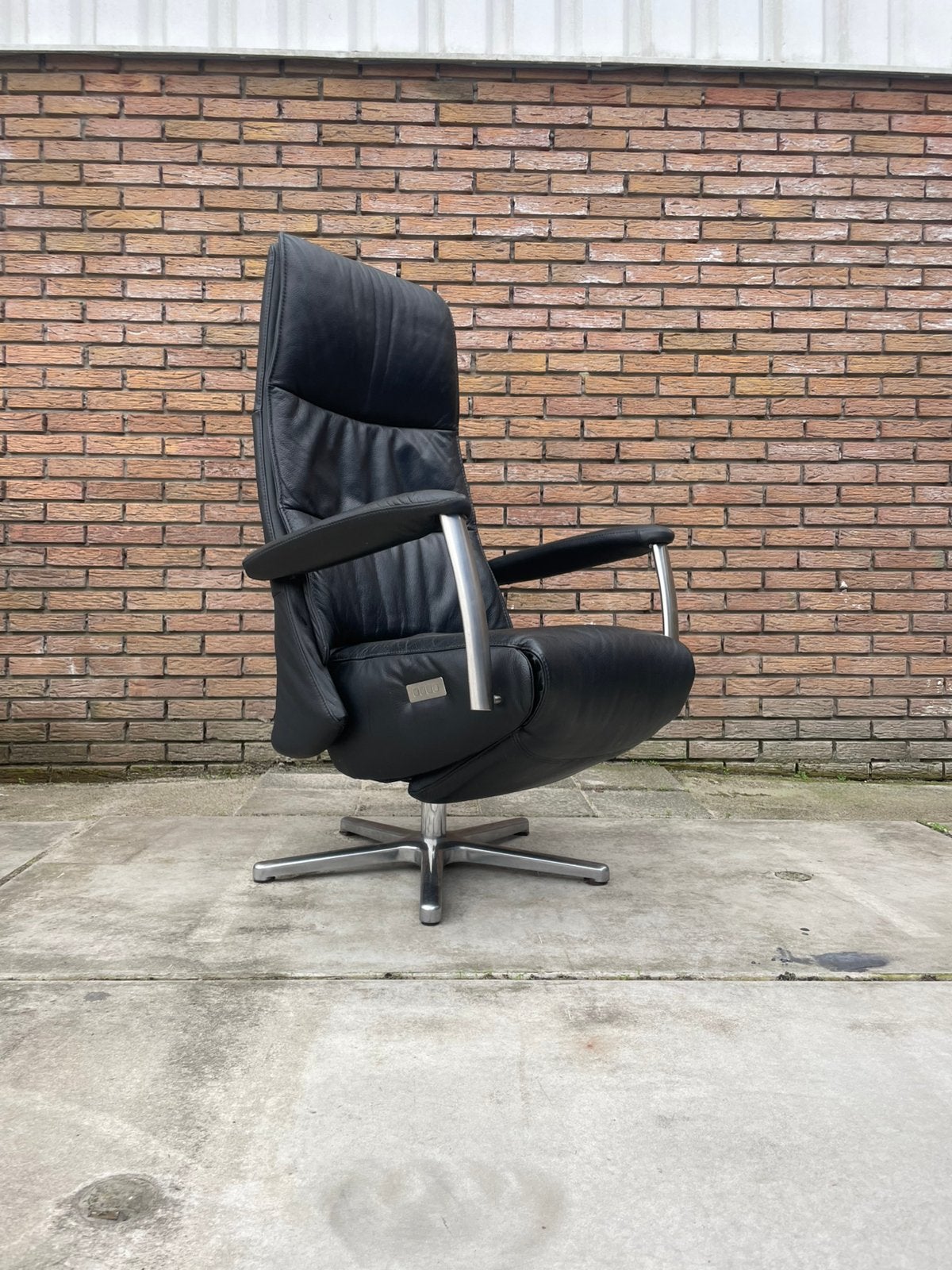 De toekomst twice relax fauteuil / relax stoel op accu, Huis en Inrichting, Minder dan 75 cm, Ophalen of Verzenden, 50 tot 75 cm